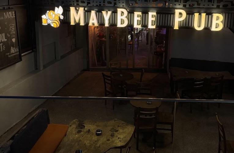 MayBee Bar
